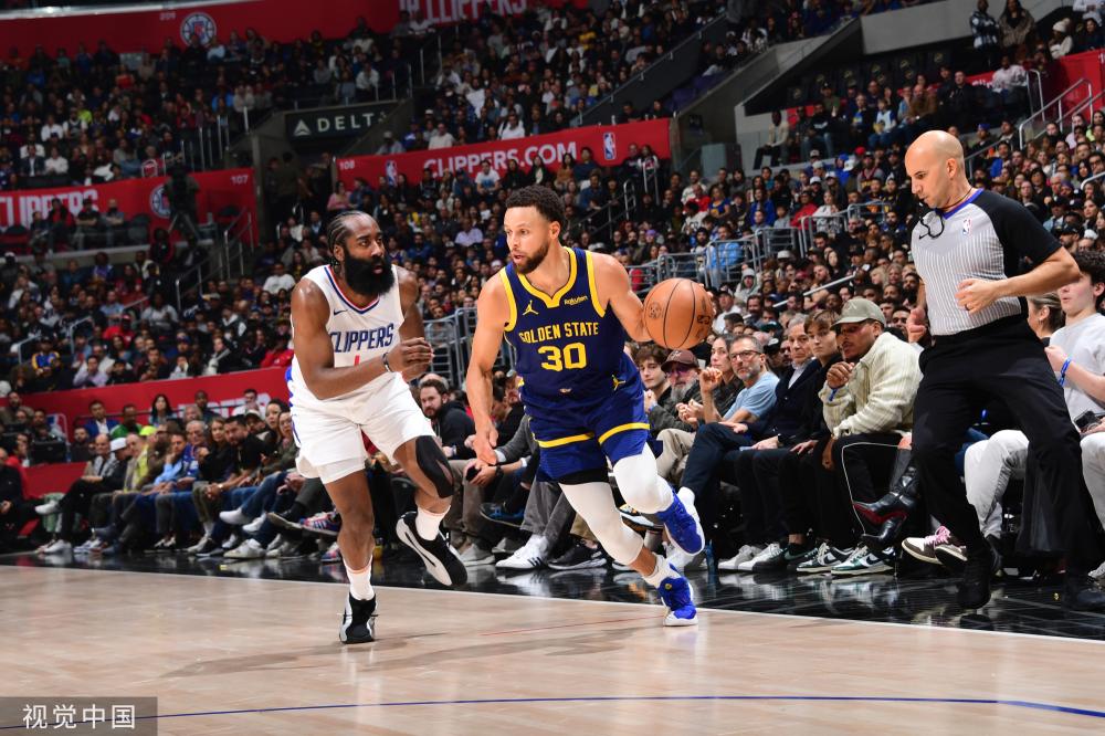 经验丰富的 经验丰富的